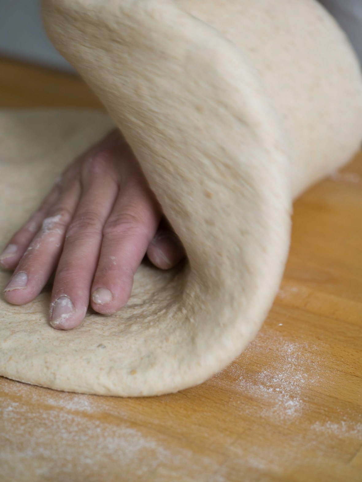 MMFC2237lettvindt havrebrød i langpanne